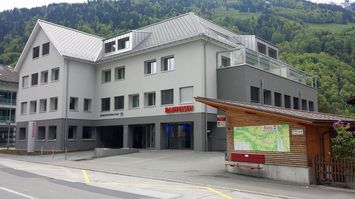 Bild mit Gemeindehaus Muotathal