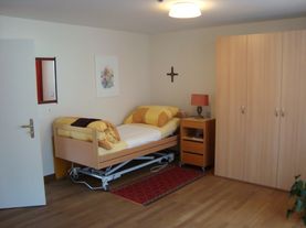 Bild Zimmer mit Bett
